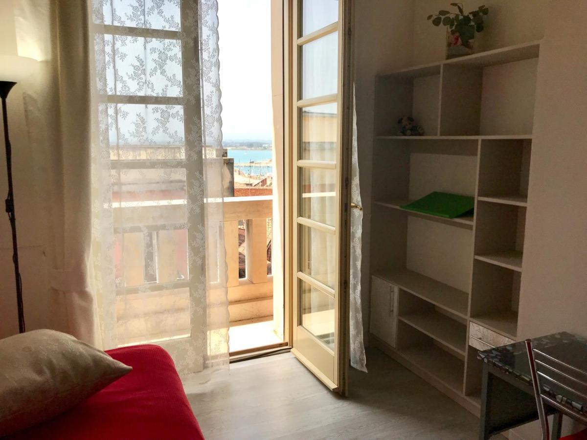 Апартаменты Casa Di Alice Luxury Hospitality - Elevator, Fast Wifi Сиракузы Экстерьер фото
